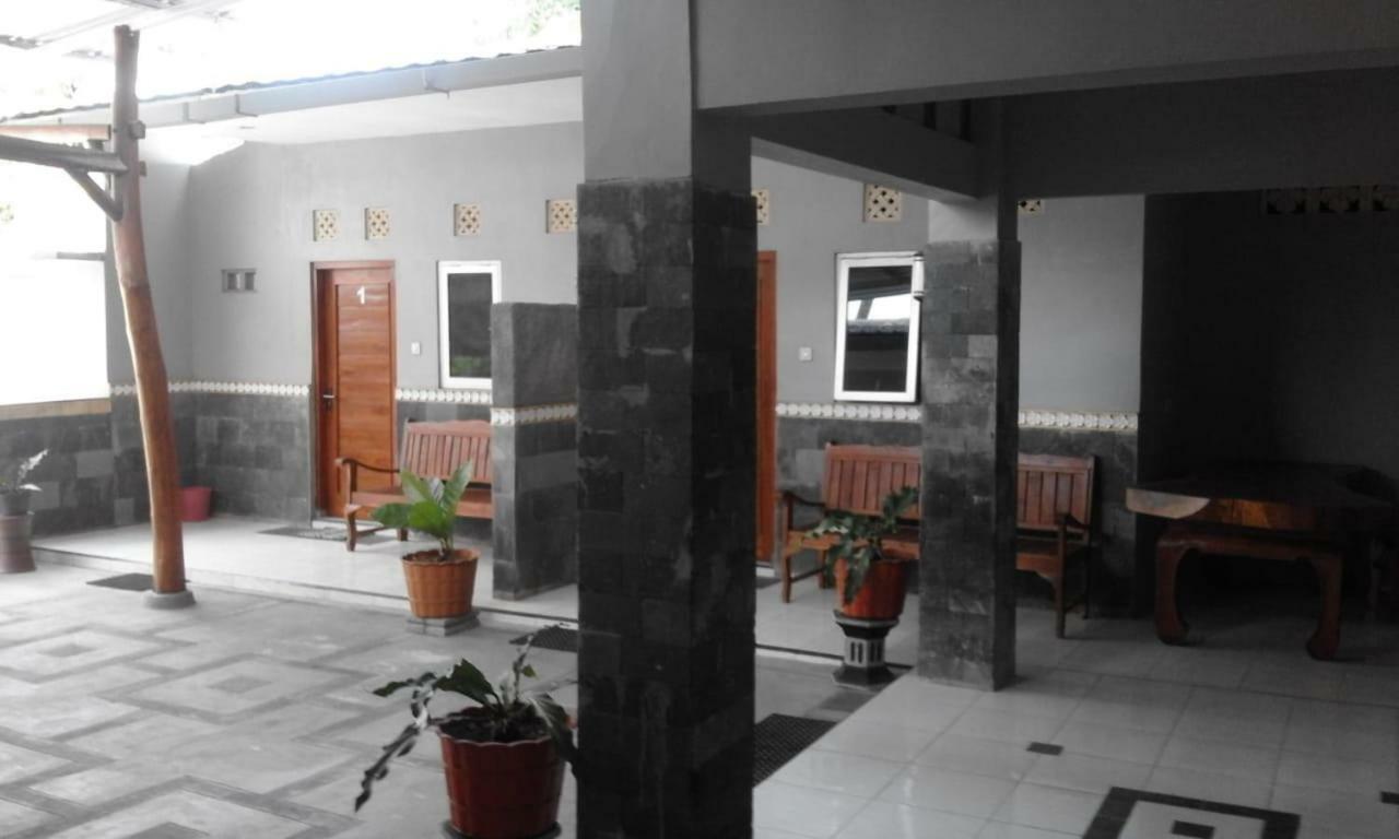 Tanjung Inn Wonosari 외부 사진